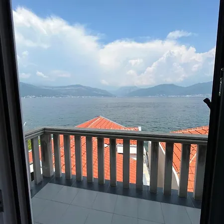 Casa Brilla Apartment Tivat Exterior photo